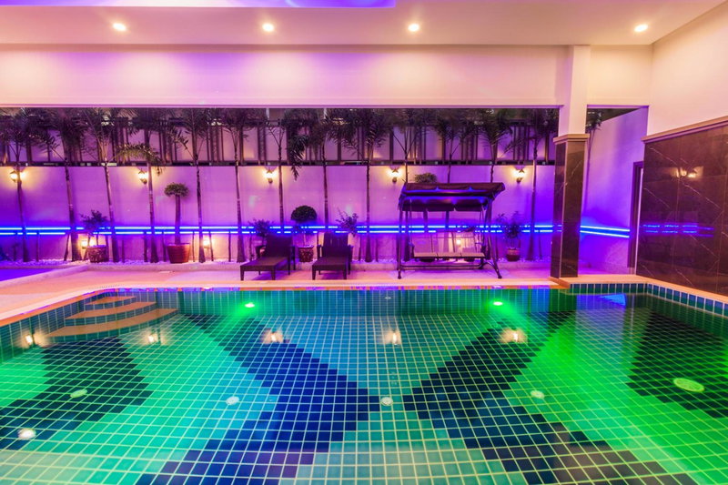Top Pool Villa Pattaya, Pattaya Central, Thailand