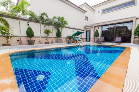 Top Pool Villa Pattaya, Pattaya Central, Thailand