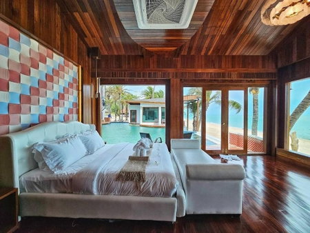 Hotel Villa Aokhanom Beachfront, Khanom, Thailand