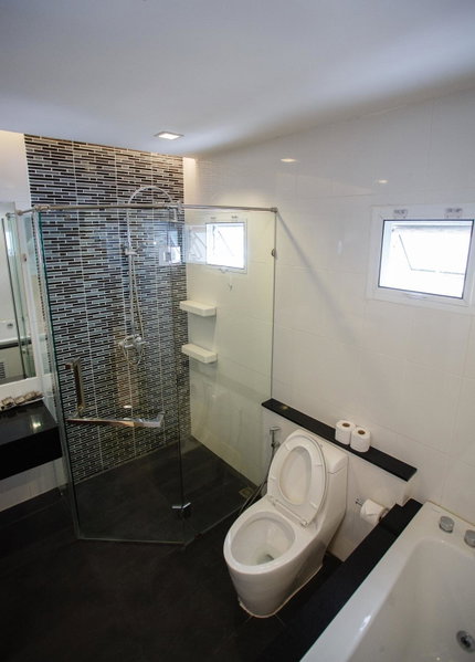 Platinum Hotel and Apartments, Patong Beach, Thailand