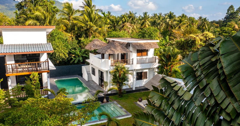 Aqua Suites, Wok Tum, Thailand