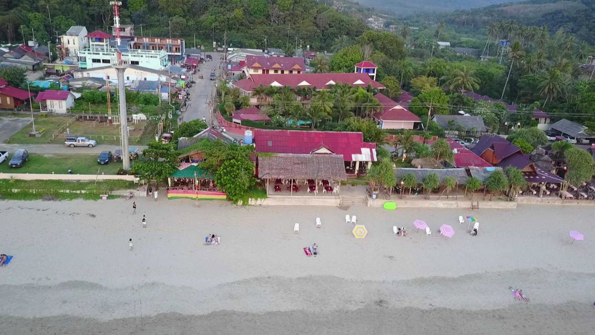 Lanta Seafront Resort, Thailand