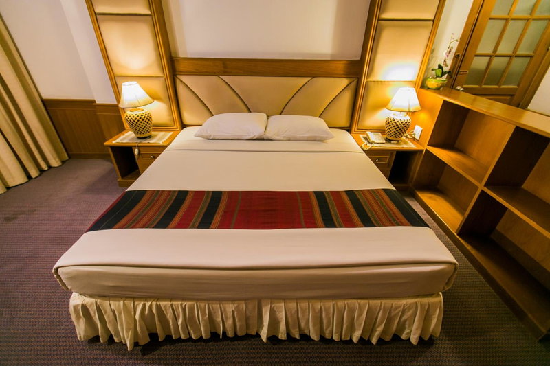 Raya Grand Hotel, Nakhon Ratchasima, Thailand