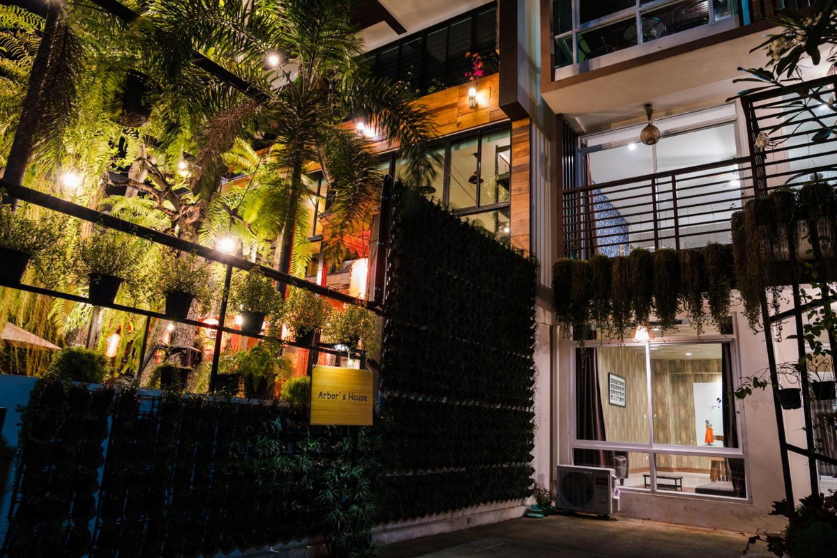 Hotel · Arbor's house and hostel, Chiang Mai