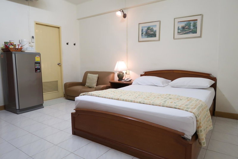 Phawana Sweet Hotel, Bangkok, Thailand