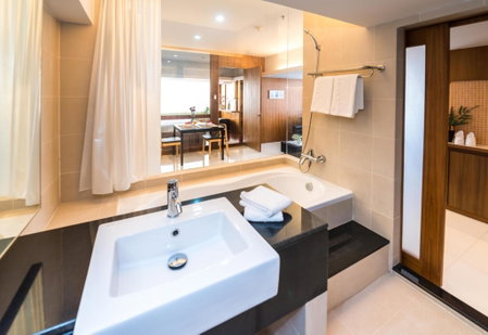 Laemtong Serviced Apartment, Si Racha, Thailand