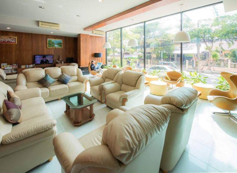 Laemtong Serviced Apartment, Si Racha, Thailand