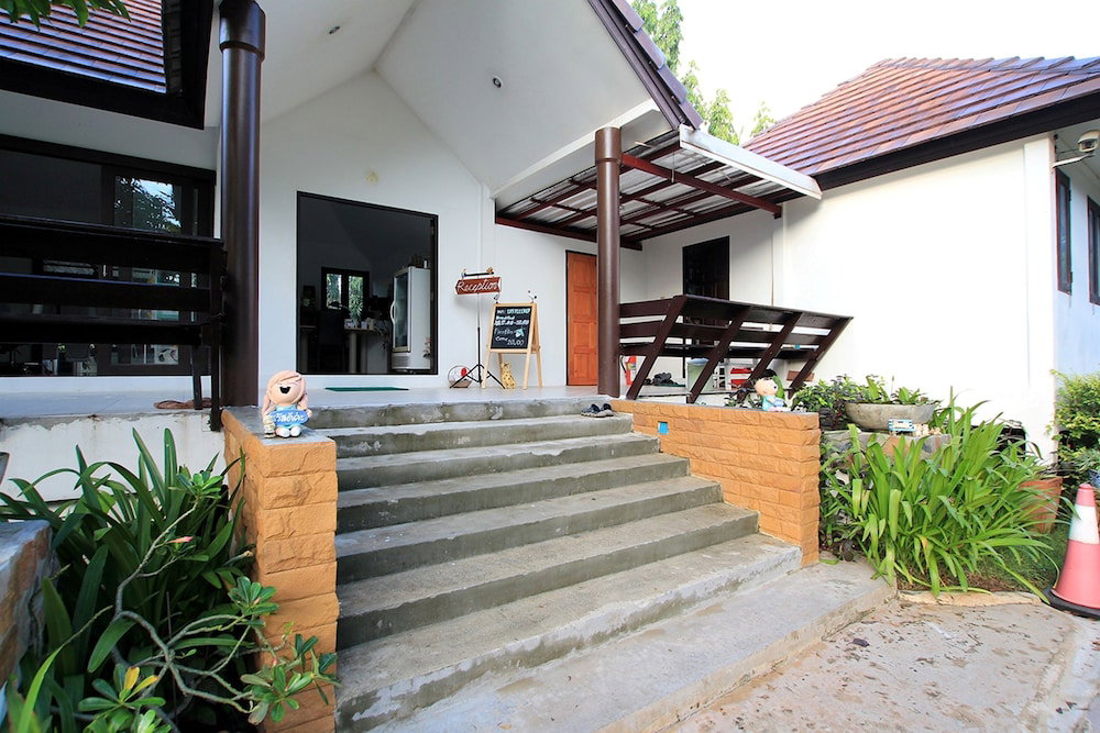 Baan Suan Nuanta, Thailand
