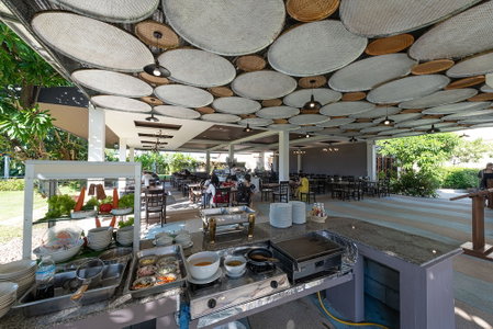 Blue Beach Grand Resort and Spa, Rawai, Thailand