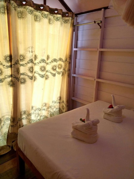 Phusambig Resort, Ko Mook, Thailand