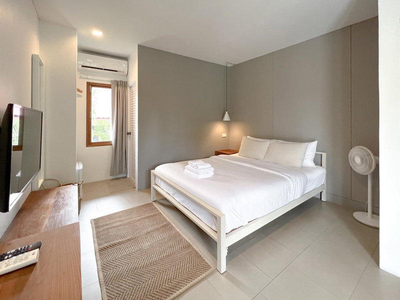 Sunkiss, Bangkok Noi, Thailand