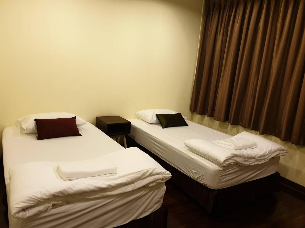 Hotel · Papermoon Guesthouse, Bangkok