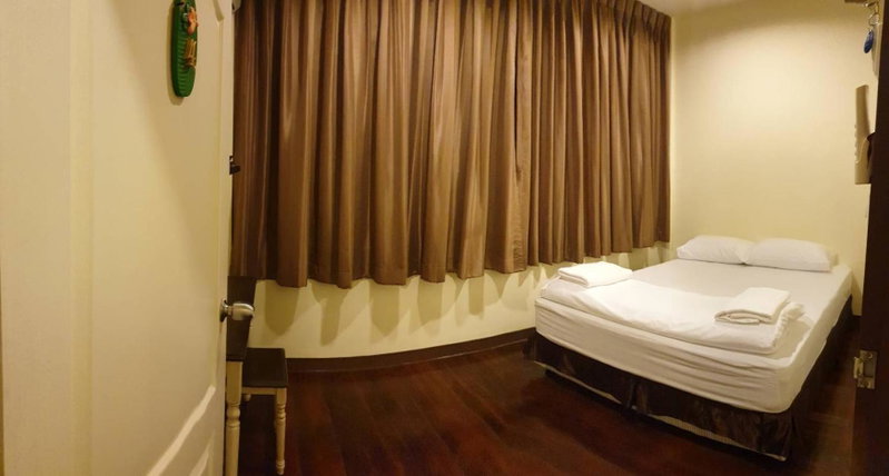 Papermoon Guesthouse, Bangkok, Thailand