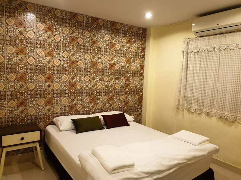 Papermoon Guesthouse, Bangkok, Thailand