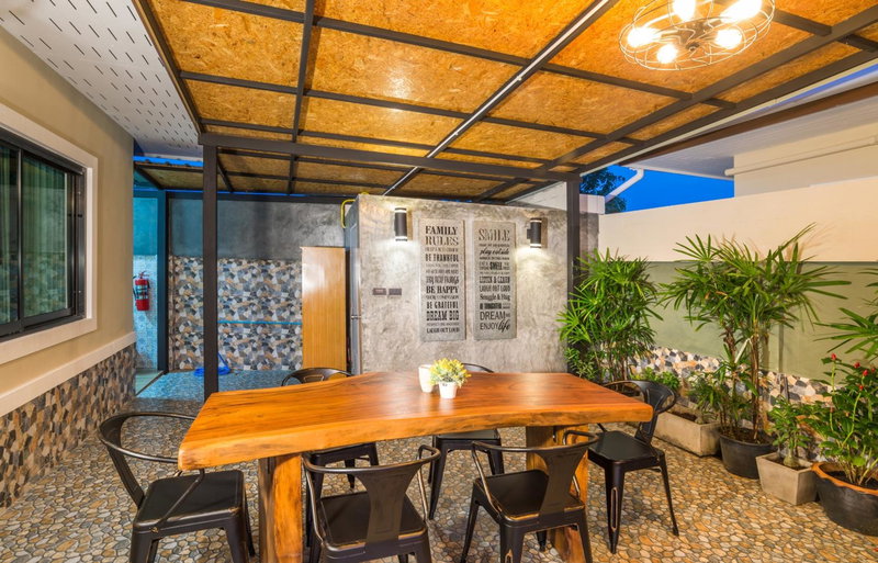 Villa De Sea Aonang, Ao Nang Beach, Thailand