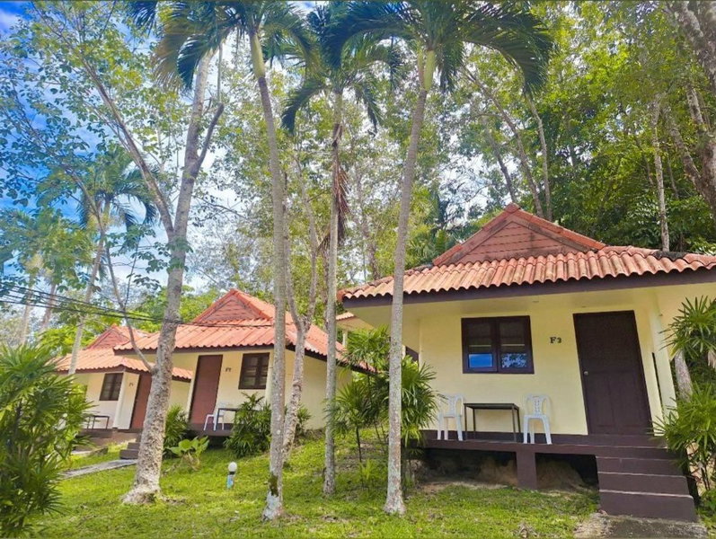 Koh Mook Rubber Tree Bungalows, Ko Mook, Thailand