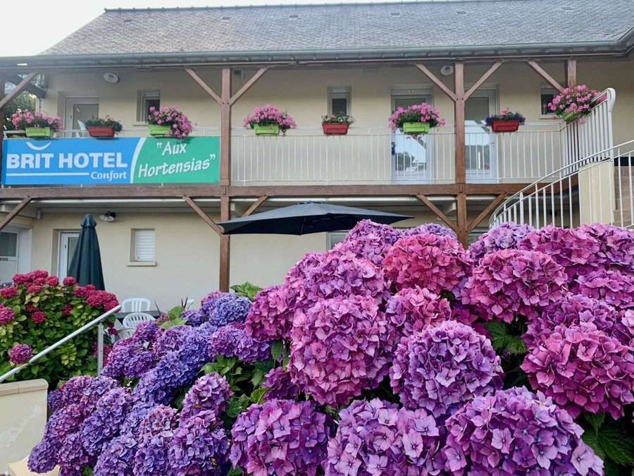 BRIT HOTEL CONFORT Lannion vers Perros-Guirec, Lannion, France