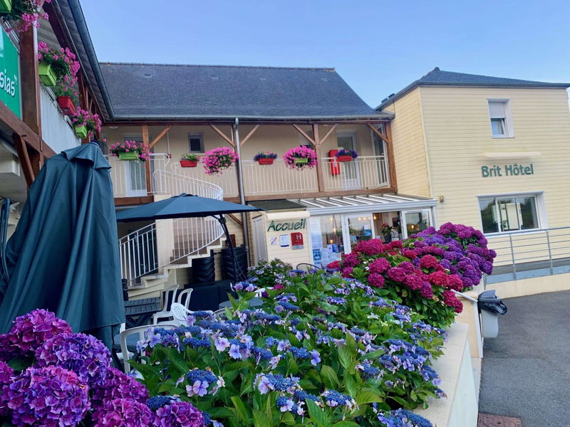 BRIT HOTEL CONFORT Lannion vers Perros-Guirec, Lannion, France