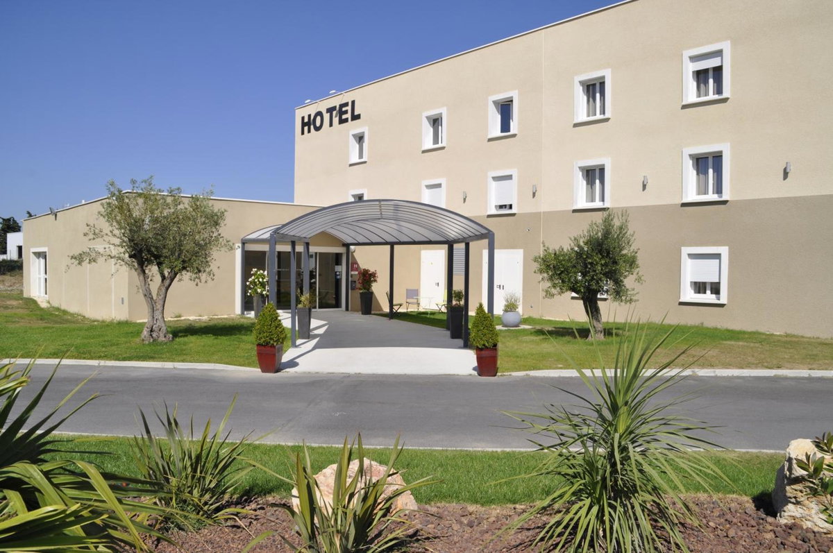 Hotel · Hotel Caiman, Pierrelatte