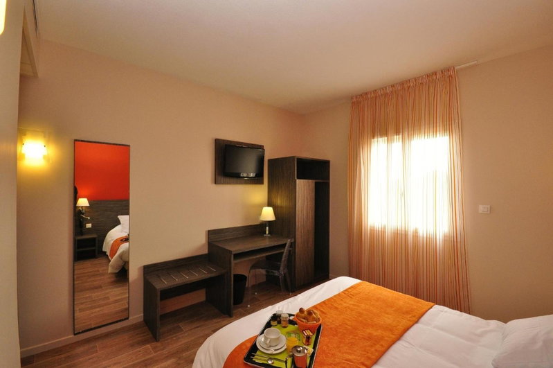 Hotel Caiman, Pierrelatte, France
