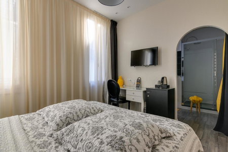 Hôtel Henri IV, Tarbes, France