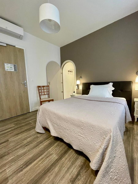 Hôtel Henri IV, Tarbes, France