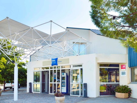 ibis budget Aubagne Paluds Agora, Aubagne, France
