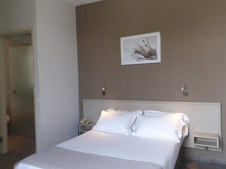 Cit'Hotel Le Louvre Orange, Orange, France
