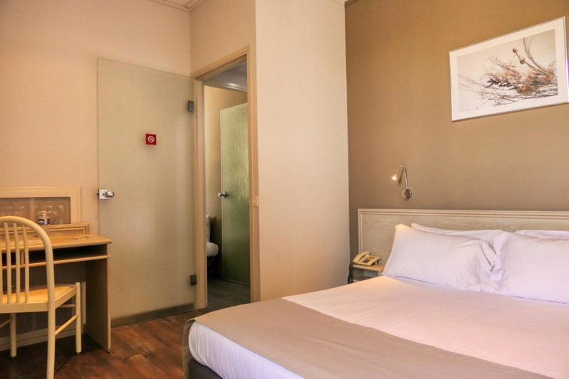 Cit'Hotel Le Louvre Orange, Orange, France