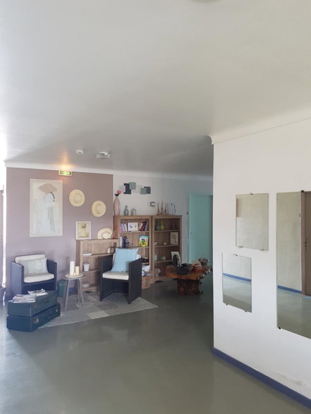 Hotel Carina-Très Grande Piscine-Local à Vélo, Apt, France