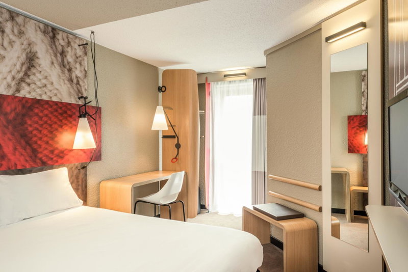 Ibis Paris Gare Montparnasse 15ème, Paris, France