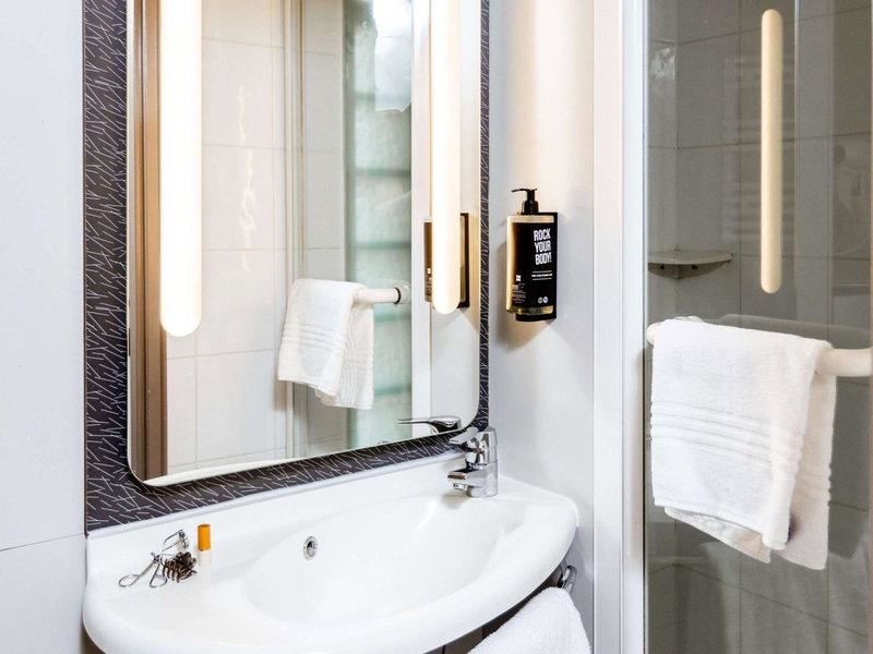 Ibis Paris Gare Montparnasse 15ème, Paris, France