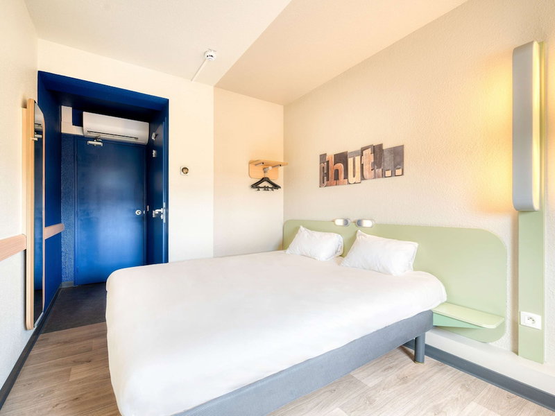 ibis budget Versailles Trappes, Trappes, France