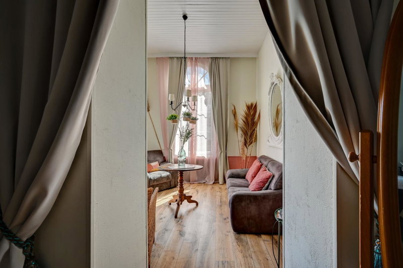 Hotel Des Artistes, Tarascon, France
