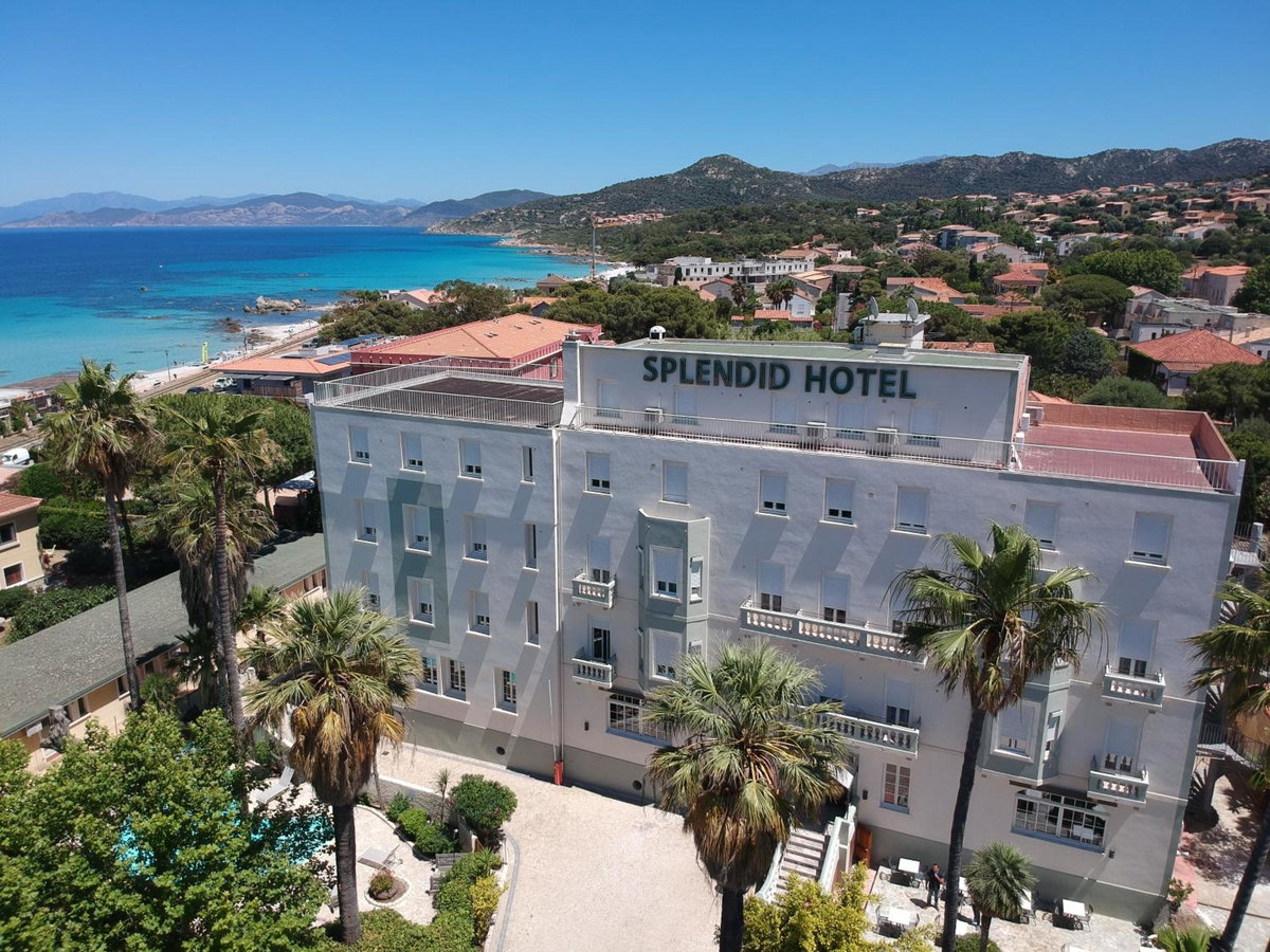 Hotel · Splendid Hôtel, LʼÎle-Rousse