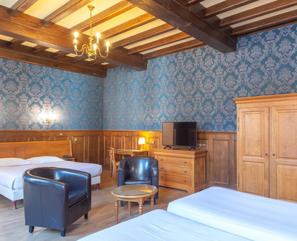 Logis Hotel de La Cloche, Beaune, France