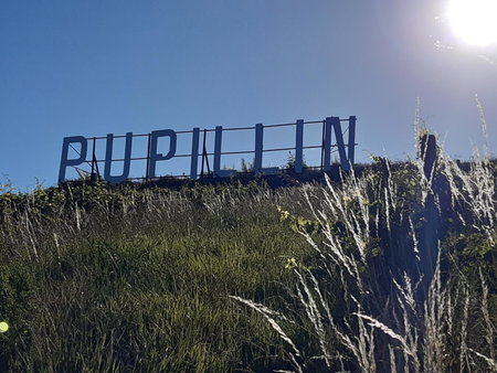 LES PRUNELLES Chambres d'hôtes, Pupillin, France