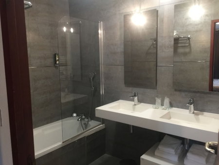 Hostellerie Saint-Vincent, Nuits-Saint-Georges, France