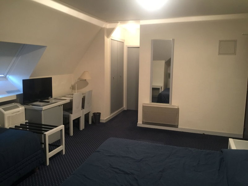 Hostellerie Saint-Vincent, Nuits-Saint-Georges, France