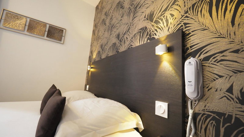 Hôtel Le Biarritz - Vichy, Vichy, France