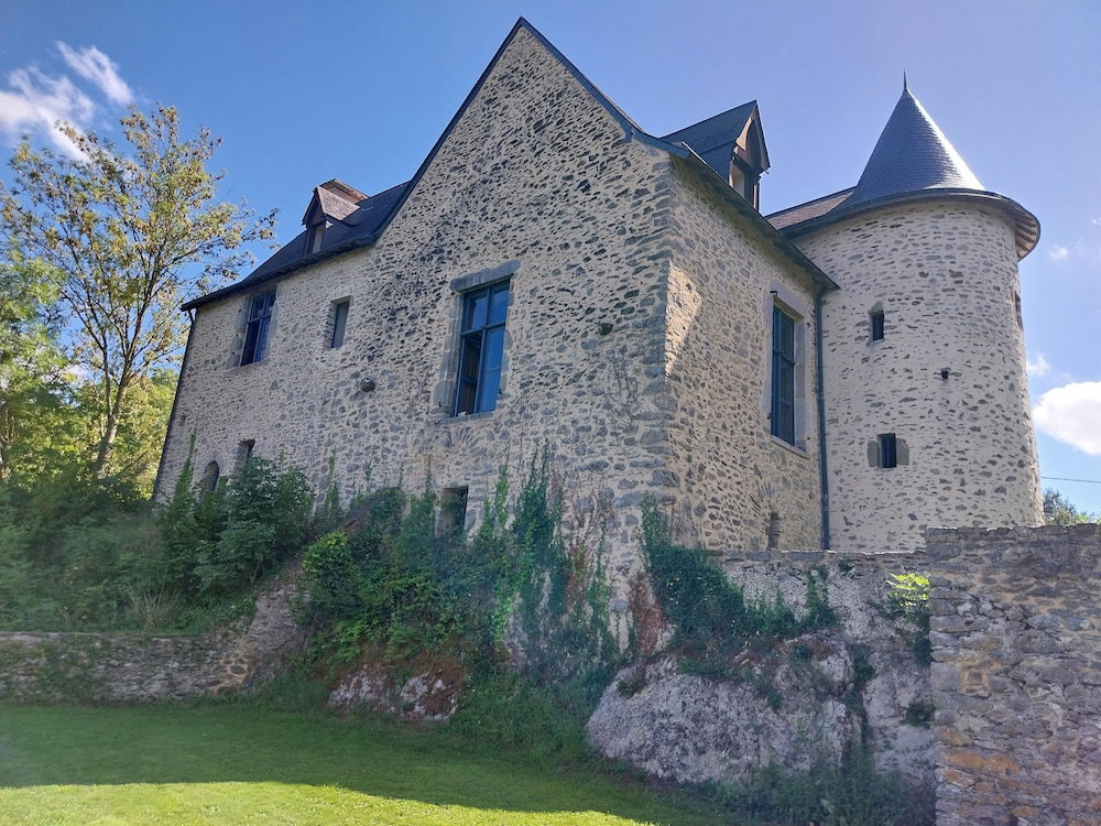 Hotel · Manoir De La Coudre, Change