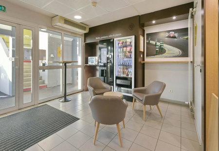 B&B HOTEL Le Mans Sud, Arnage, France