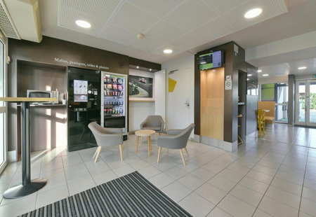 B&B HOTEL Le Mans Sud, Arnage, France