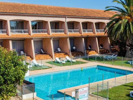 Noemys Toulon La Valette - Hotel restaurant avec piscine, La Valette-du-Var, France