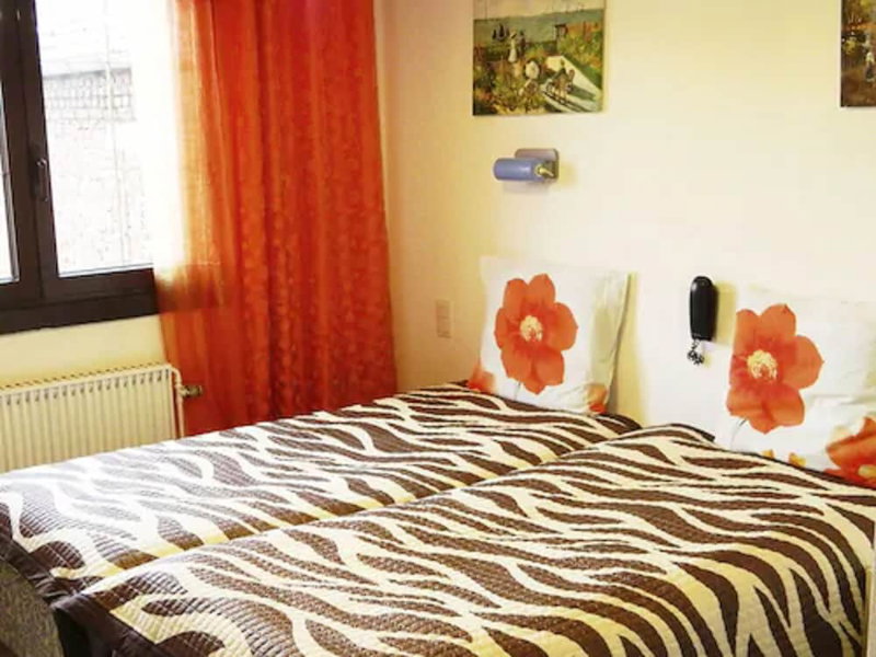 Hotel Paris Star, Villejuif, France