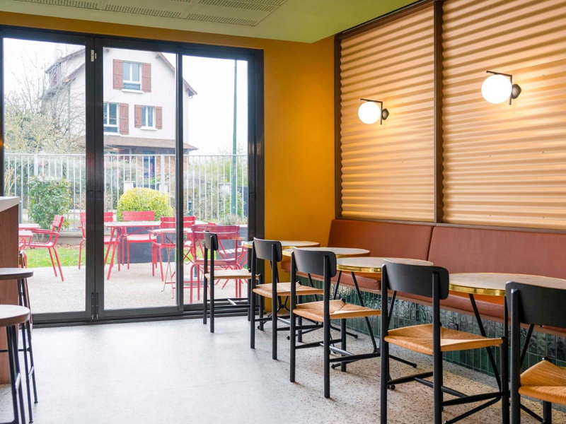 ibis Styles Versailles Saint Quentin en Yvelines, Saint-Cyr-lʼÉcole, France