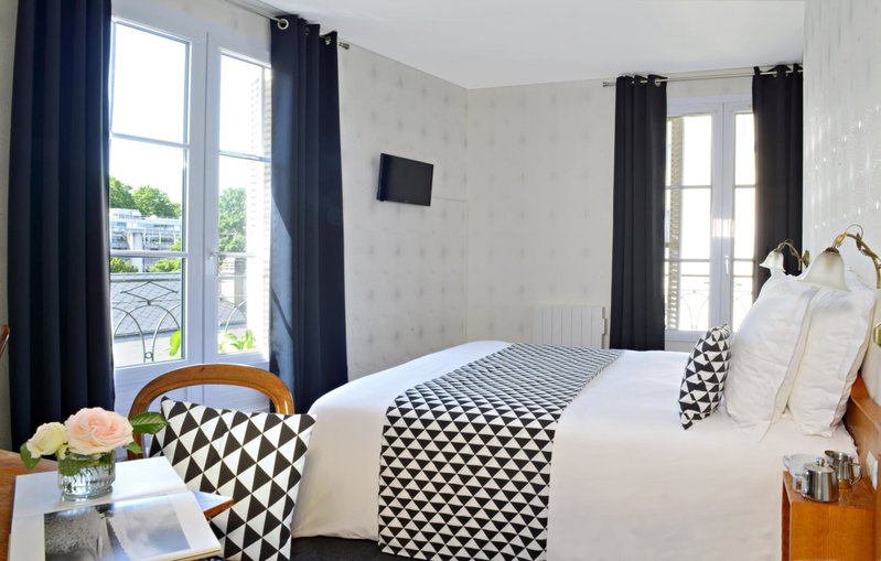 Hôtel Du Manoir, Tours, France