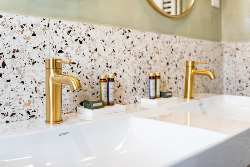 Queens Boutique Hotel, Paris, France