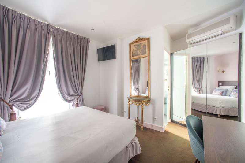 Queens Boutique Hotel, Paris, France
