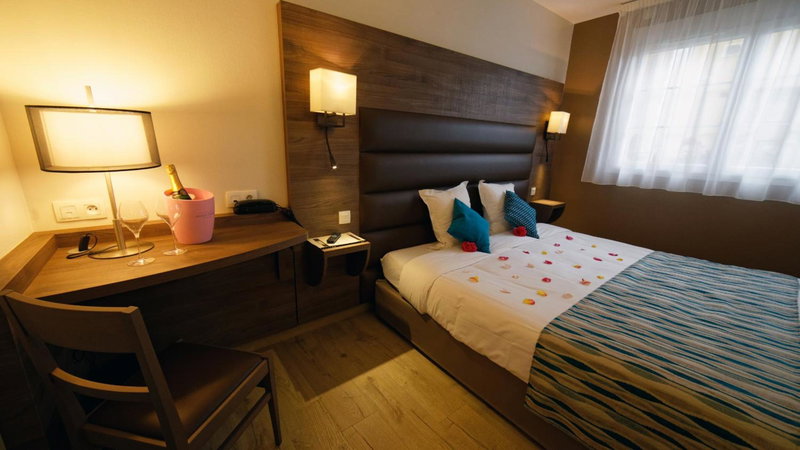Logis Auberge Des Moissons, Matougues, France